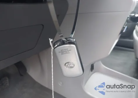 2017 Toyota Sienna Xle Premium 7 Passenger from USA, damaged, VIN 5TDDZ3DC3HS162453